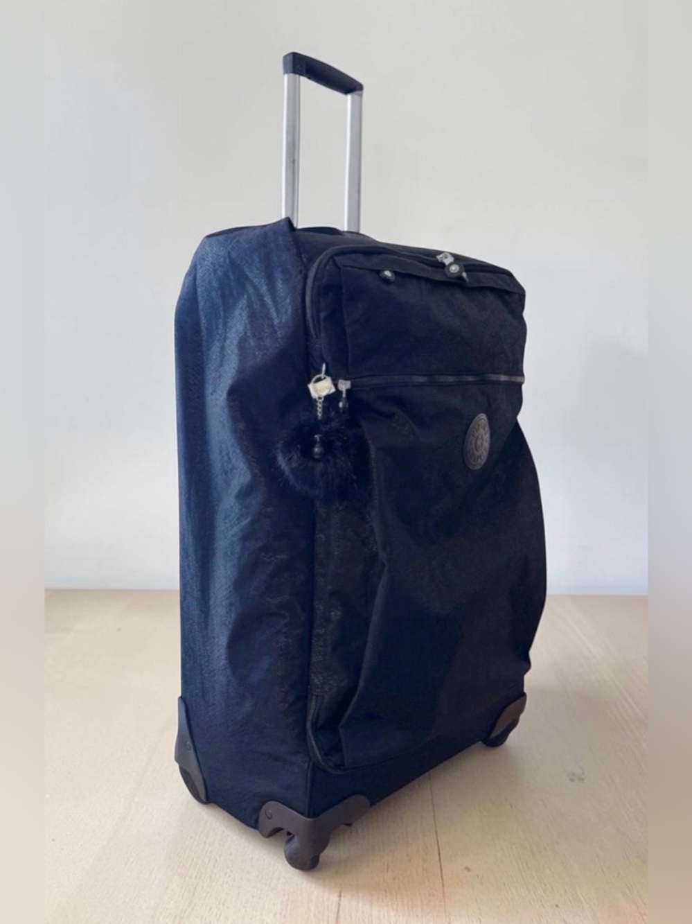 Kipling Darcey LARGE 29” Rolling Luggage Carry on Suitcase Python Black